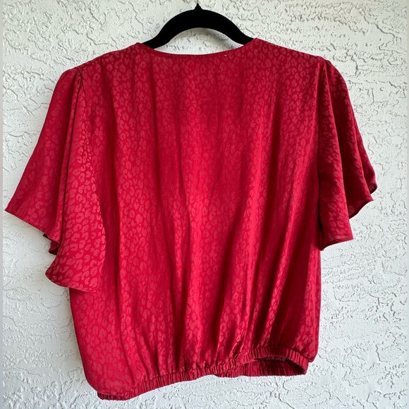ASTR V-neck Crop Top Red Size Medium Nordstrom - Picture 4 of 4